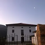 Ferienhaus La Casa De Xuncu, Llanes, Vacation Posada De Llanes